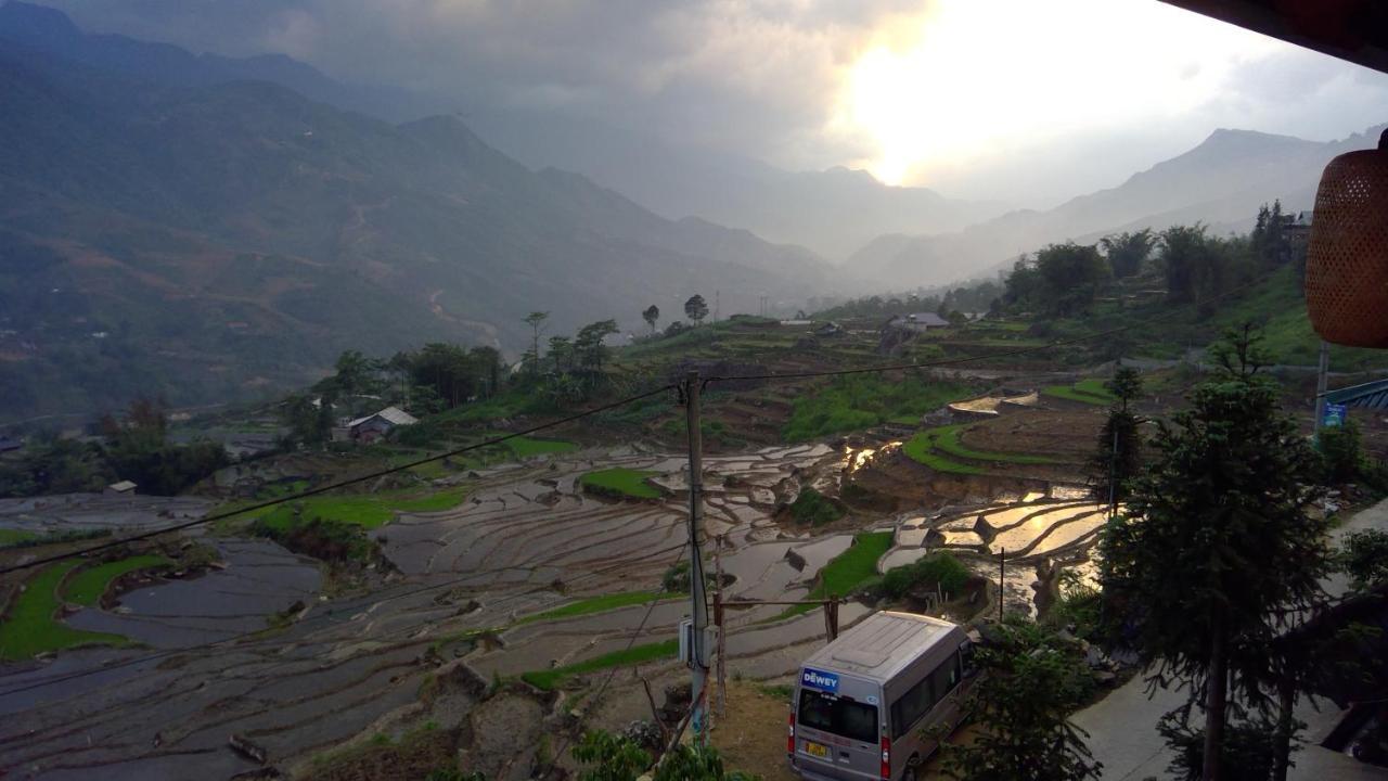 Hmong Wooden Home سابا المظهر الخارجي الصورة